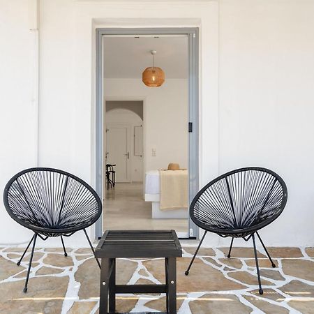 Celestial Seaview Apartments- Apollon Naxos City エクステリア 写真