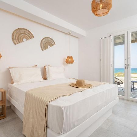 Celestial Seaview Apartments- Apollon Naxos City エクステリア 写真