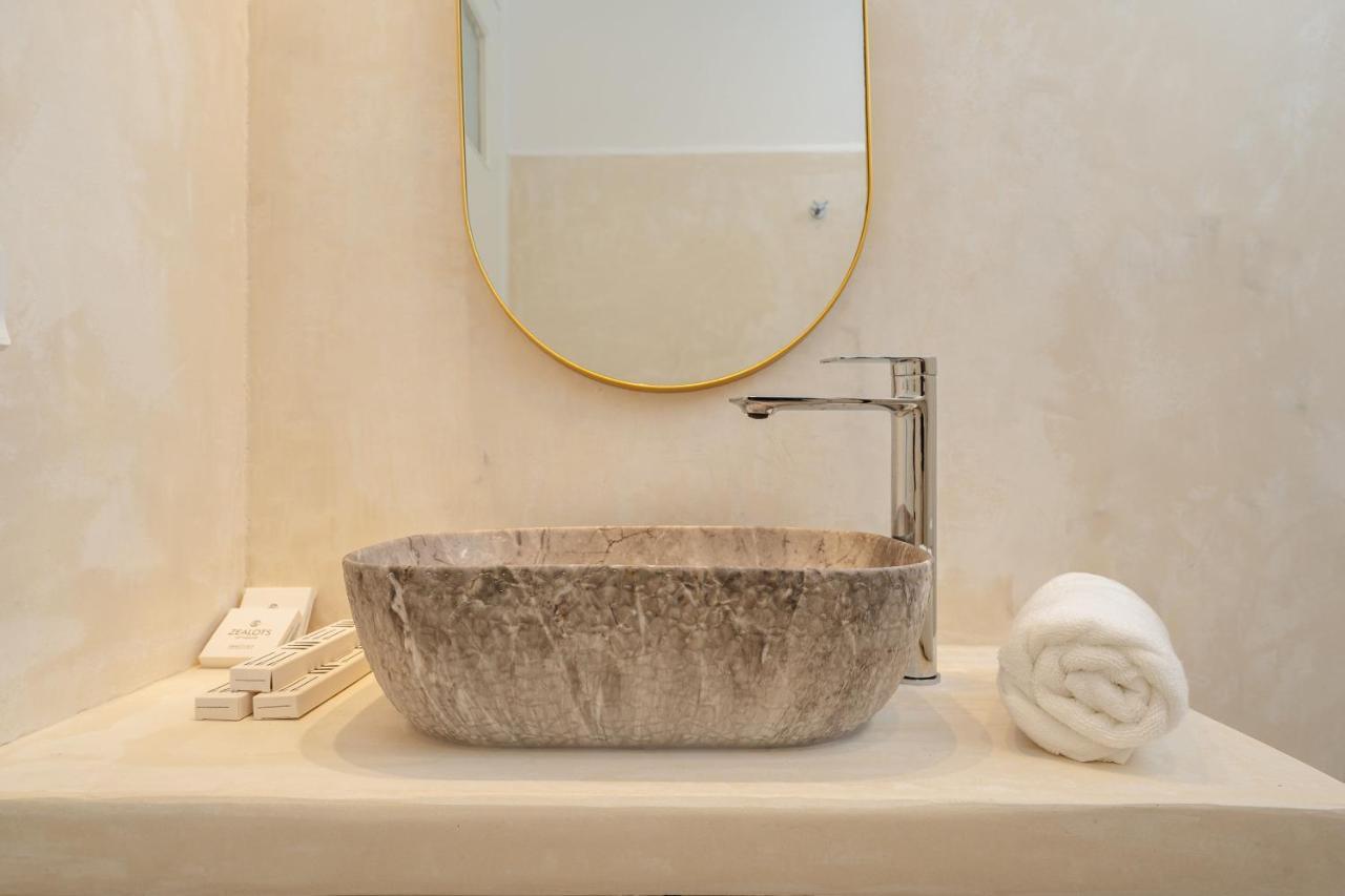 Celestial Seaview Apartments- Apollon Naxos City エクステリア 写真
