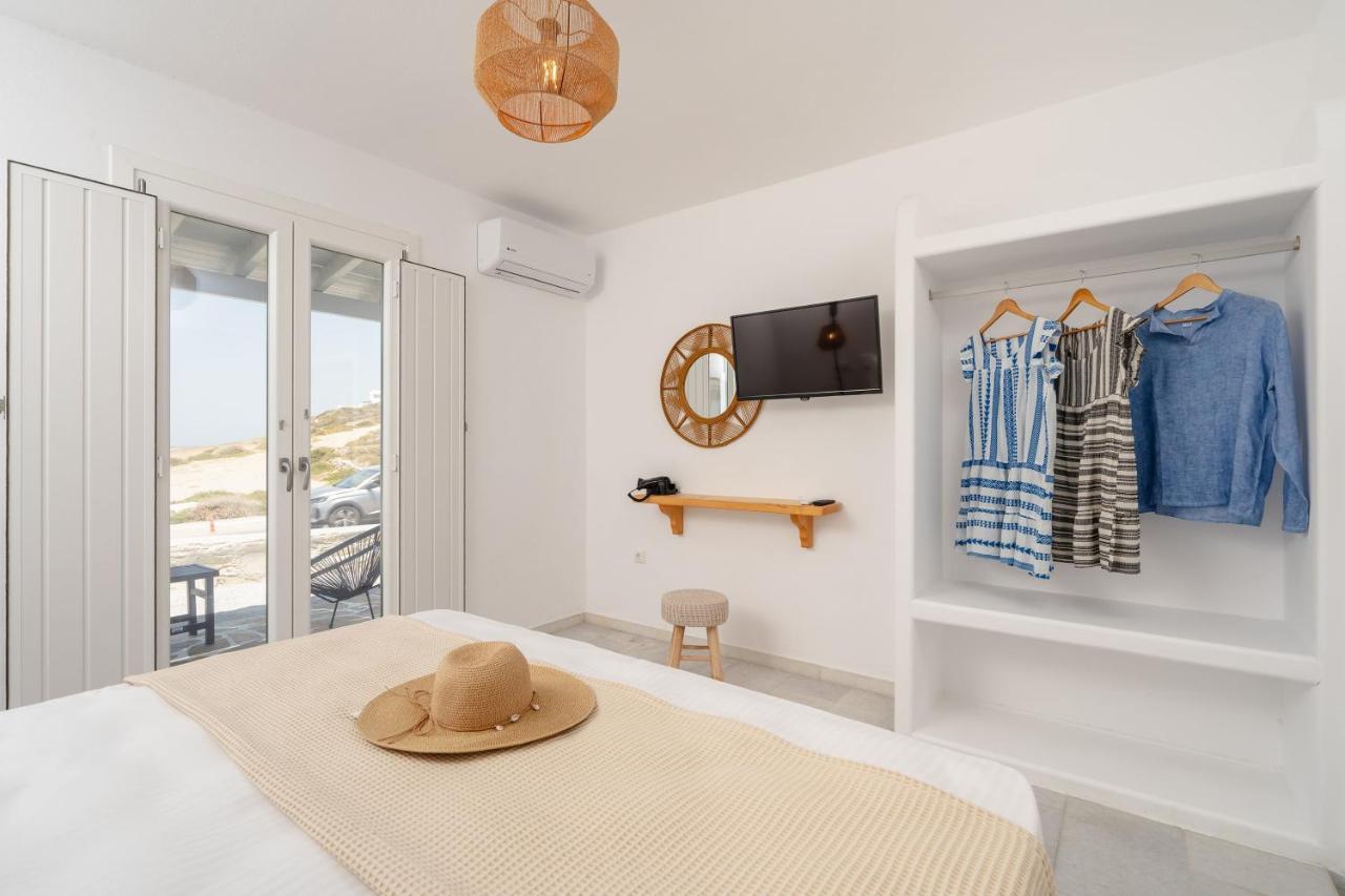 Celestial Seaview Apartments- Apollon Naxos City エクステリア 写真