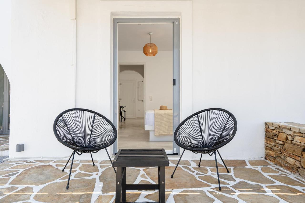 Celestial Seaview Apartments- Apollon Naxos City エクステリア 写真