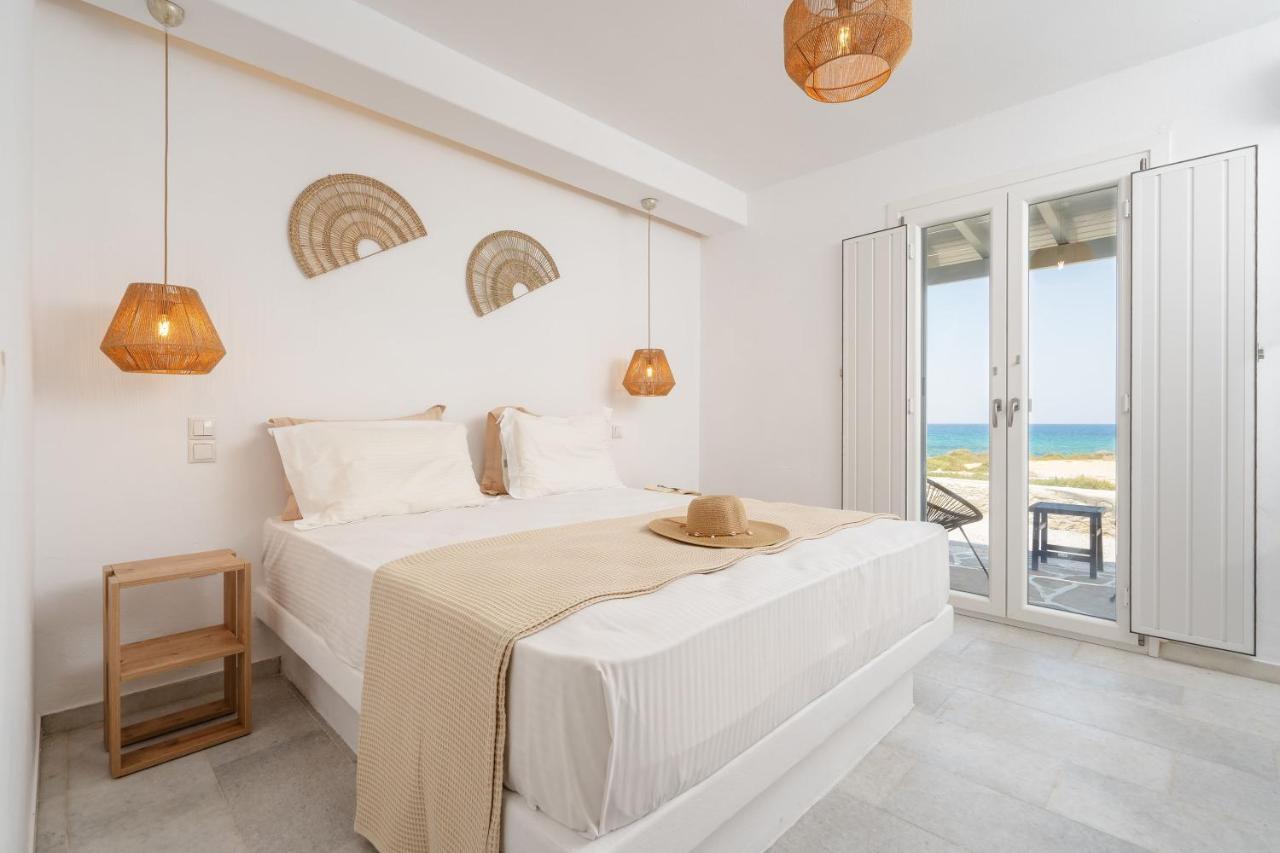 Celestial Seaview Apartments- Apollon Naxos City エクステリア 写真