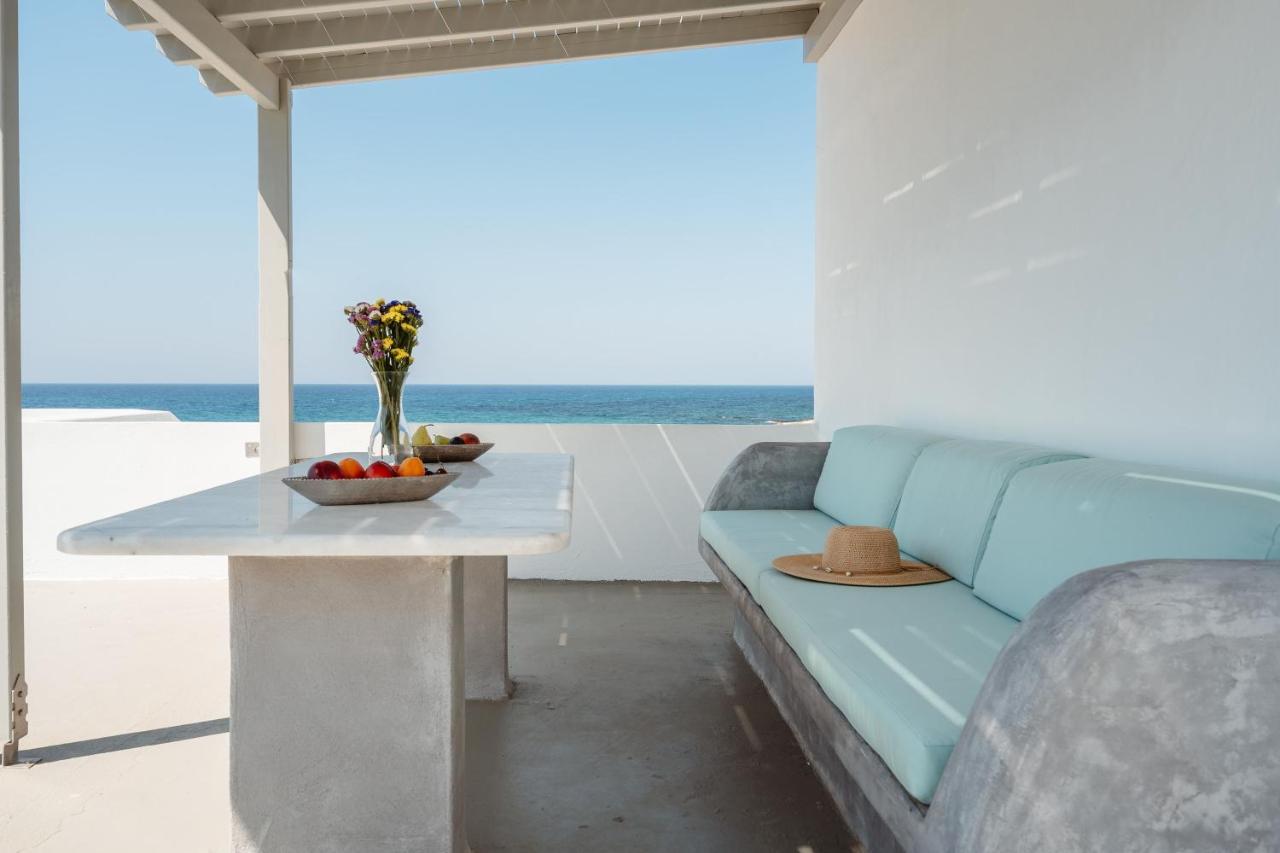 Celestial Seaview Apartments- Apollon Naxos City エクステリア 写真