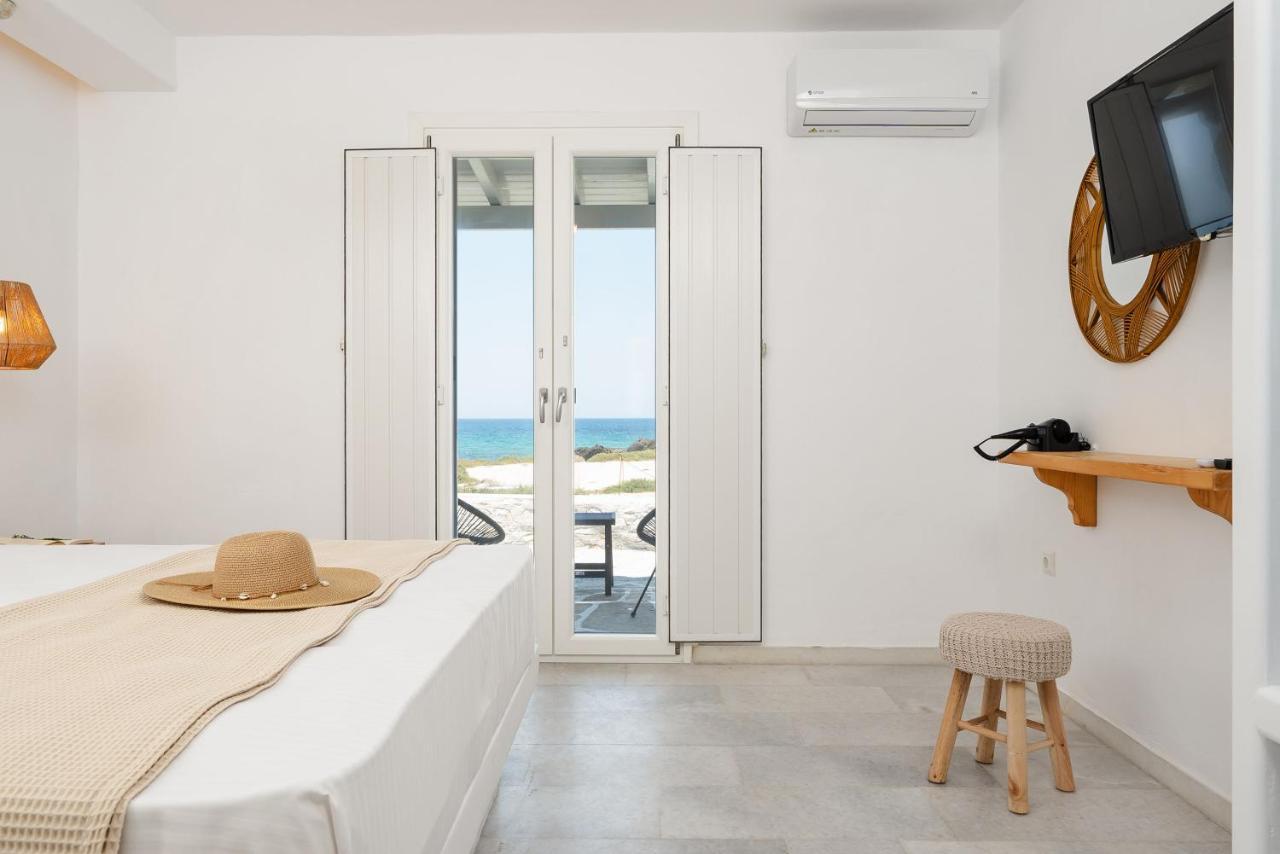Celestial Seaview Apartments- Apollon Naxos City エクステリア 写真
