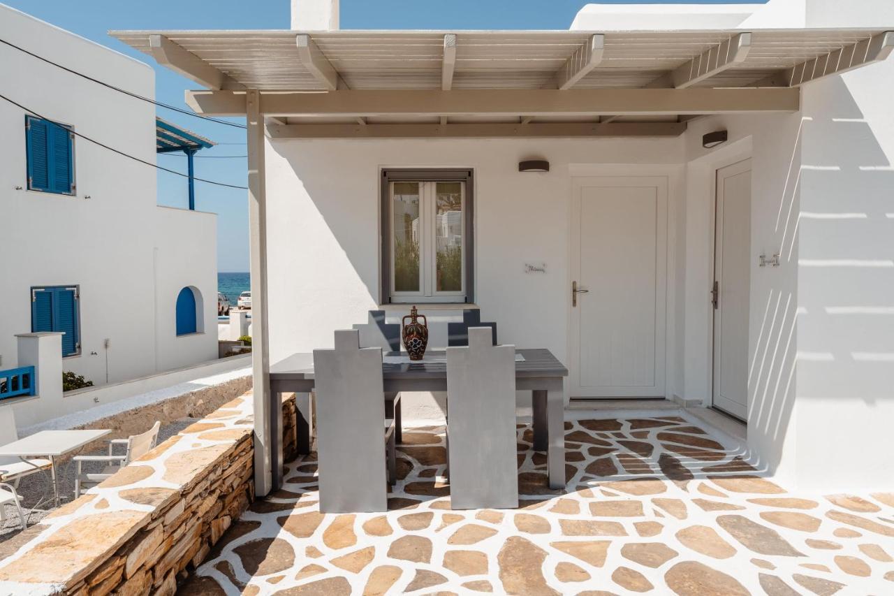 Celestial Seaview Apartments- Apollon Naxos City エクステリア 写真